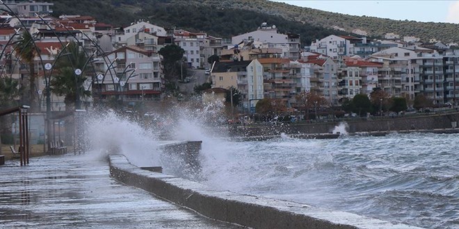 Marmara, Ege ve Batı Akdeniz'de yarın fırtına bekleniyor