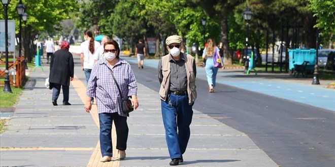 Türkiye'nin koronavirüsle mücadelesinde son 24 saatte yaşananlar