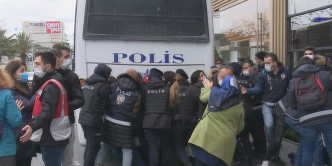 Boğaziçi Üniversitesindeki gösterilerde 159 kişi gözaltında
