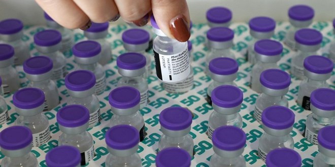 Pfizer, 2021 aşı satışlarından 15 milyar dolar gelir bekliyor