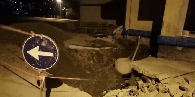 Çukurda feci ölüm: Su şebekesini onarmak istedi yaşamını yitirdi
