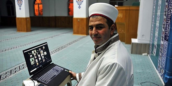 �mam, ��renciler ile kariyer yapanlar� �evrim i�i bulu�turuyor