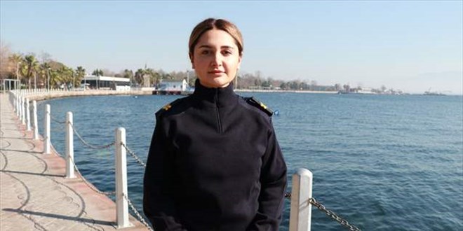 Çocukluk hayalini gerçekleştiren 'Hilal kaptan' birinci kaptan olacağı günü bekliyor