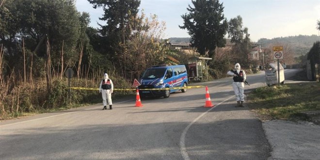 Kadınlar ekmek yaparken virüsü yaydı, mahalle karantinaya alındı