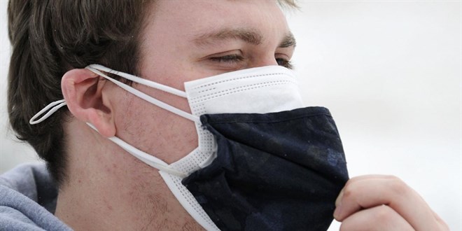 Çift maske Kovid-19'a karşı daha fazla koruma sağlıyor