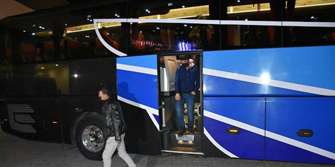 İki kişi riskli çıktı otobüsteki tüm yolcular karantinaya alındı