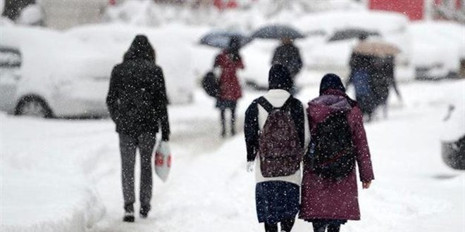 İstanbul ve 17 ilde yüz yüze eğitime kar engeli