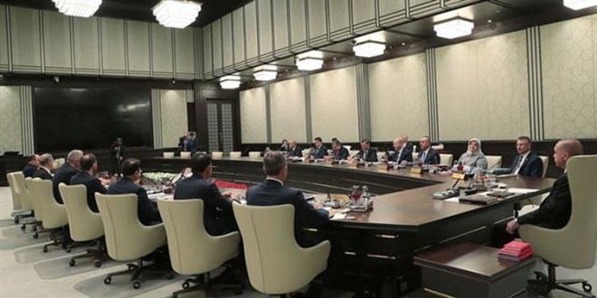 Kabinede 'kademeli esneme' gündeme alınacak
