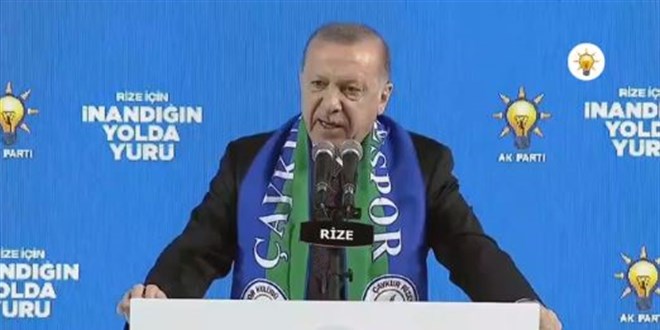 Erdoğan'ın havaalanı inşaatını Karadeniz şivesiyle anlatması, salonu güldürdü