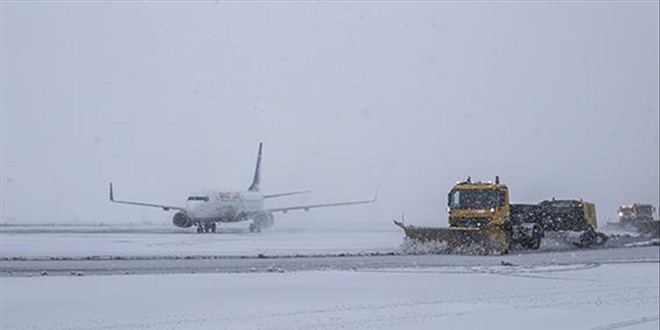 Esenboa Havaliman'nda kar ya iin nlemler alnd