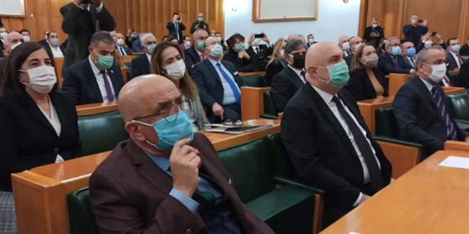 8 ay sonra Meclis'e dönen Berberoğlu: Unutulmak istiyorum artık