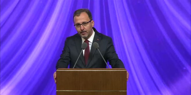 Bakan Kasapoğlu: Spordan ya da eğitimden feragat etme dönemi bitti