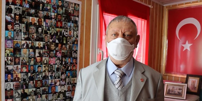 Muhtar hem ihtiyaç sahiplerini hem esnafını sevindiriyor