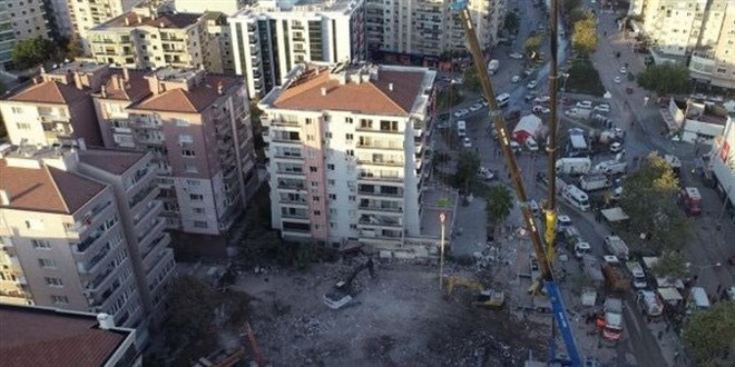 Yıkılan Rıza Bey Apartmanı'nın yerine yeşil alan yapılacak