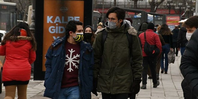 Uzman Dr. Toker: Bireysel mesafe ve hijyen devam etmeli