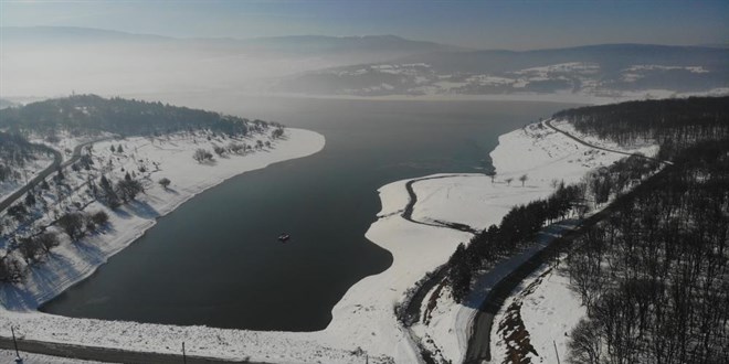 Bolu'da kar yağışı barajlardaki su seviyesini yükseltti
