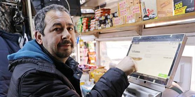 Büyük ikramiyenin isabet ettiği bileti sattı, dolandırıldığını iddia etti