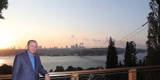 Erdoğan'ın doğum gününü on binlerce kişi kutladı