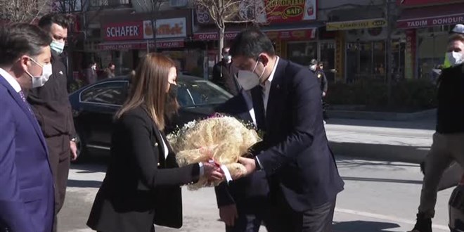 Bakan Kurum'dan, Ahi Evran Külliyesi çevresi için yeni proje sözü
