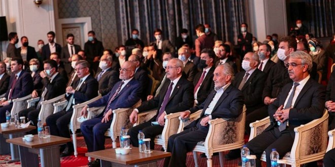 Erbakan' anma toplants, muhalefeti birletirdi