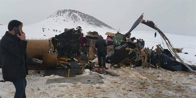 Kırıma uğrayan helikopterin ilk görüntüsü