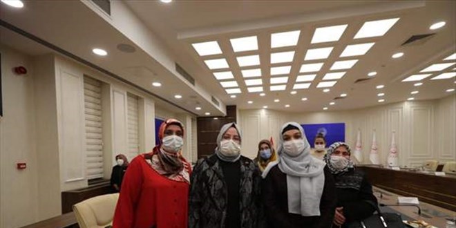 Aile Bakanı Selçuk, 15 Temmuz gazisi kadınlarla bir araya geldi