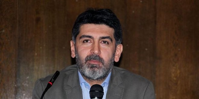 Gazeteci Levent Gültekin'e Halk TV önünde saldırı