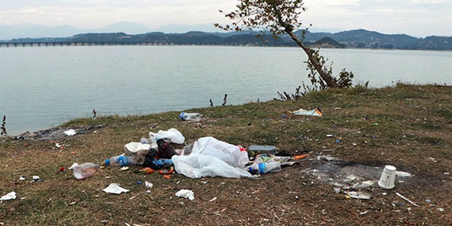 Tatlı sularda mikroplastik uyarısı: İçme suyuna dahi karışabilir
