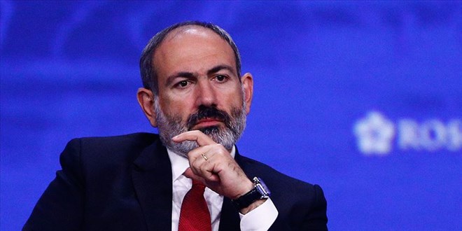 Ermenistan Başbakanı, Genelkurmay Başkanı'nın görevden alınmış sayıldığını açıkladı