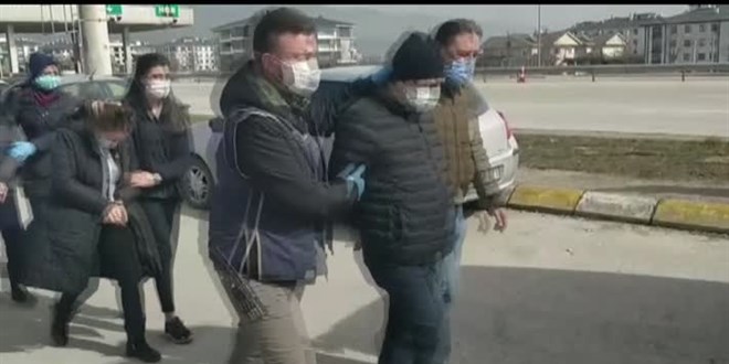 Yurt dışına kaçmaya çalışan FETÖ şüphelileri Bolu'da yakalandı