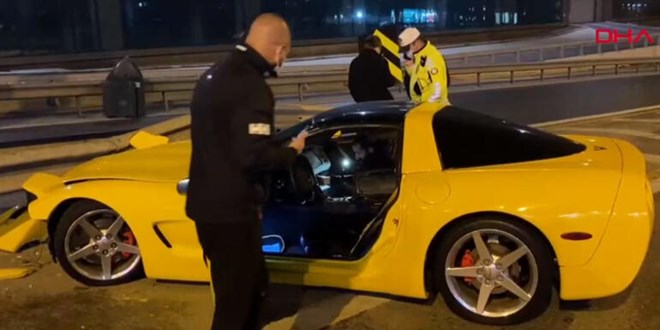 L�ks otomobil bariyerlere dald�: Milyonluk arabam yerle bir oldu