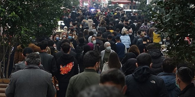 Prof. Yavuz: Varyantların katkısıyla 3'üncü piki yaşamak üzereyiz