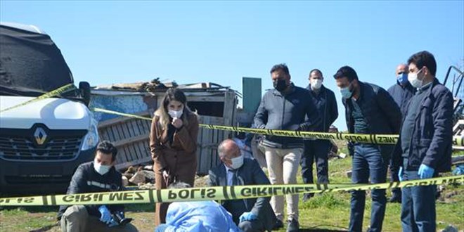 Balıkesir'de bir arazide poşet içerisinde bebek cesedi bulundu