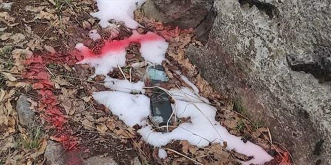 PKK'lı teröristlerin araziye tuzakladığı basma düzenekli 8 patlayıcı imha edildi