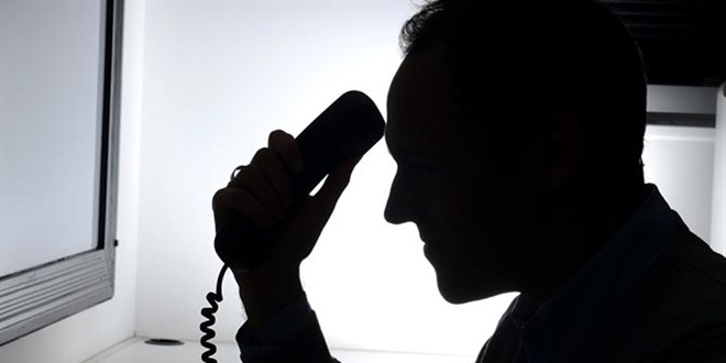 Kendini savcı diye tanıtan şebeke 5 milyon TL dolandırdı