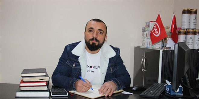 Bagaj dolusu para ile geldi, 46 ailenin veresiye borçlarını kapattı