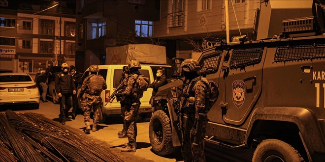 İstanbul'da 11 ilçede DEAŞ'a yönelik operasyon