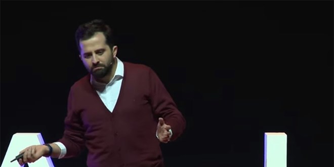 Evden çalışmanın teşvik edilmesine tepki gösterdi