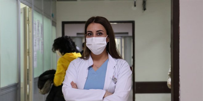 Acil serviste değil, idari bölümde koronavirüse yakalandı