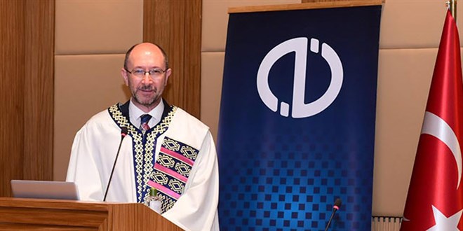 AÜ Rektörü Prof. Erdal, koronavirüse yakalandı