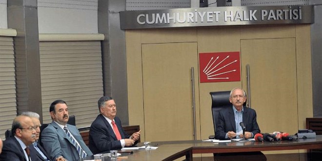 CHP ve İyi Parti İstanbul Sözleşmesi ve Merkez Bankası için toplanıyor