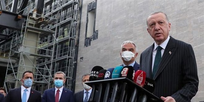 Cumhurbaşkanı Erdoğan, AKM'de incelemelerde bulundu