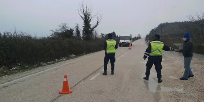 Koronavirüslü aile başka bir ilde gezerken yakalandı