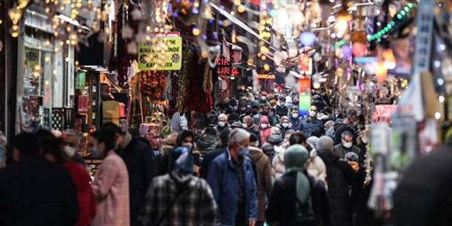 İstanbul'un en az nüfuslu mahallesi, gündüzleri binlerce kişiyi ağırlıyor