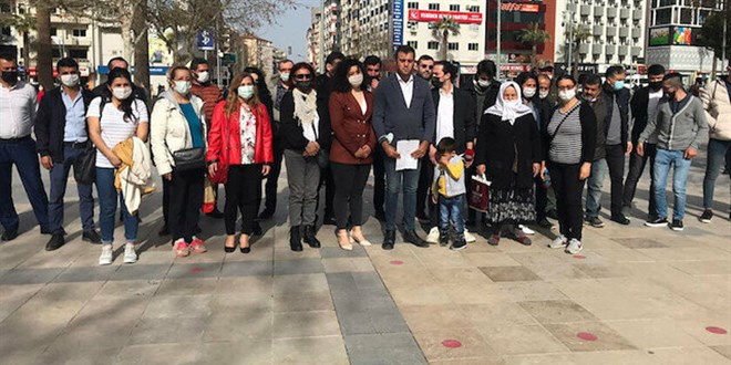 İyi Parti'den sonra bir toplu istifa da CHP'de yaşandı
