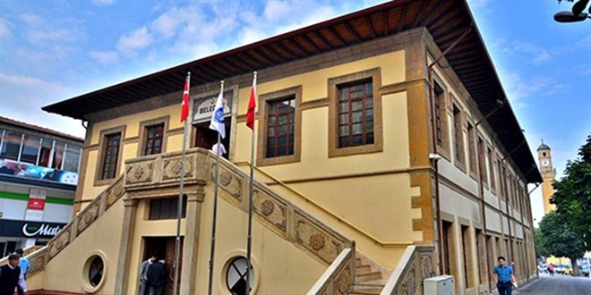 3 başkan yardımcısından sonra belediye başkanı da korona oldu