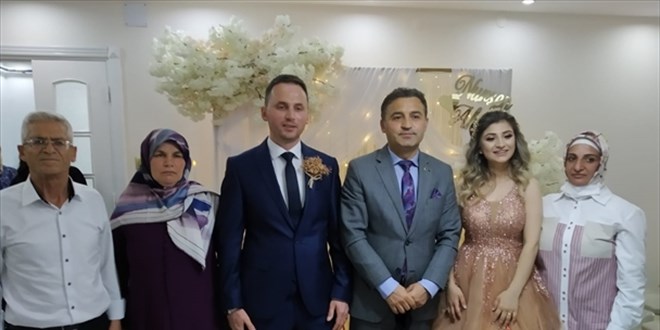 Sevgi evlerinde yetişen kızı, il müdüründen istediler