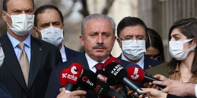 'TBMM'de bin 300'e yakın dokunulmazlık dosyası var'