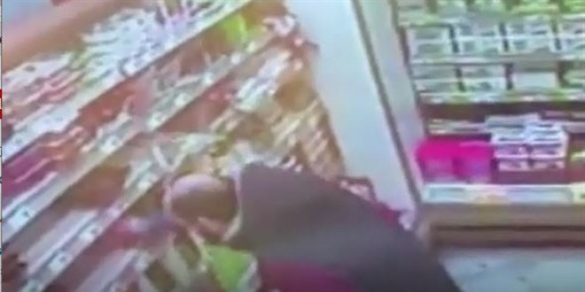 Alışveriş yapıyor gibi hırsızlık yaptı, sepeti doldurup kaçtı