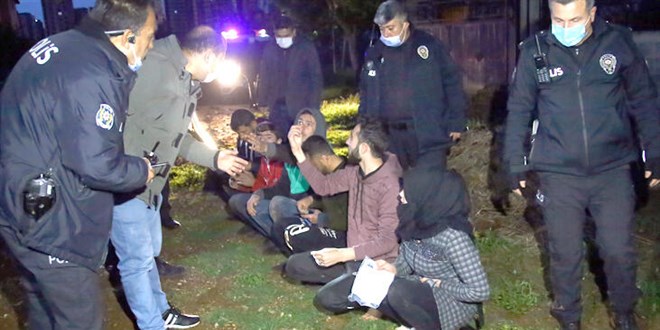 Polisten kaan pheliler patates tarlasnda yakaland